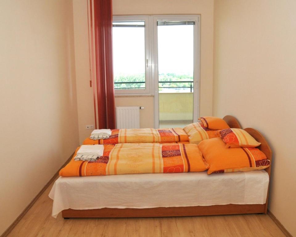 Tisza Palota Apartmanok Сегед Номер фото